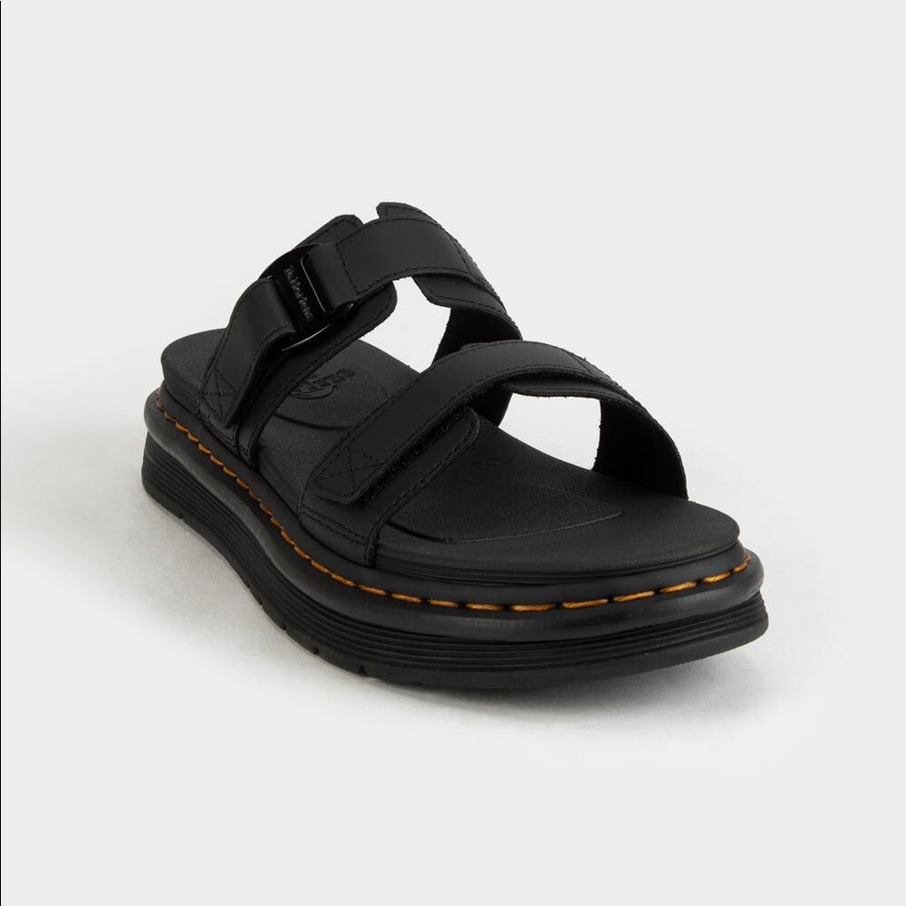 Dr. Martens Chilton sandal (women’s 10)